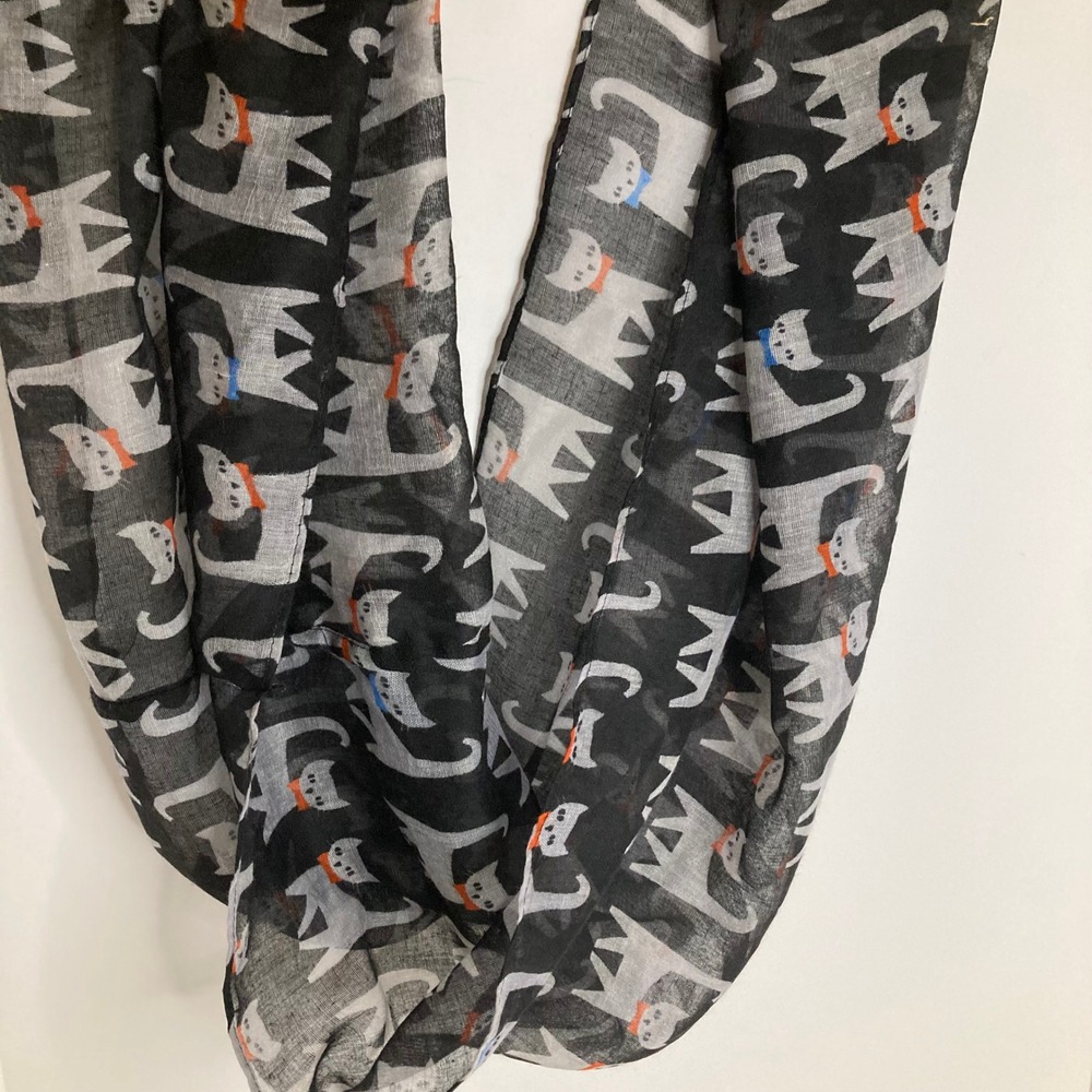 Womens Vivian & Vincent Cat Print Eternity Scarf Viscose 34" flat